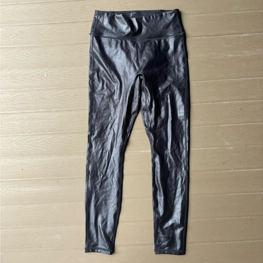 Fabletics Shine Leggings